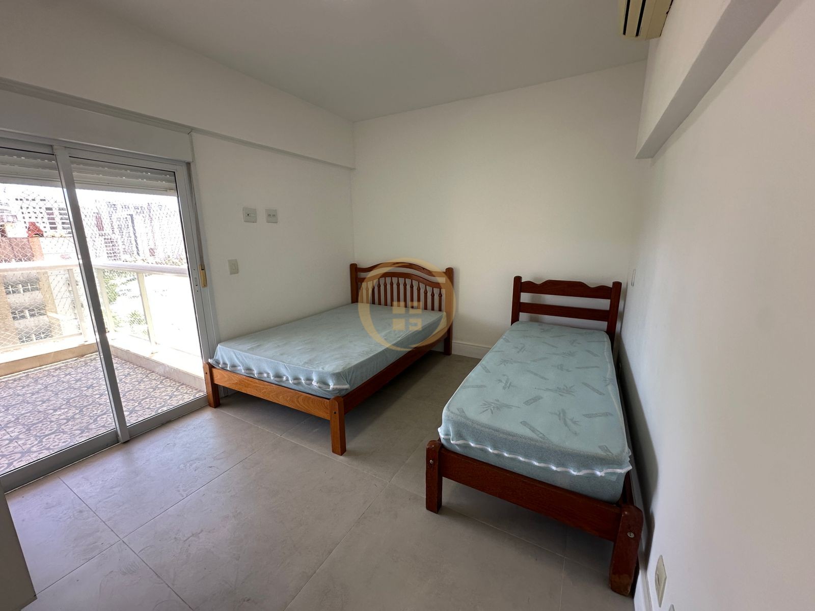 Apartamento na Praia das Astúrias, Guarujá - SP