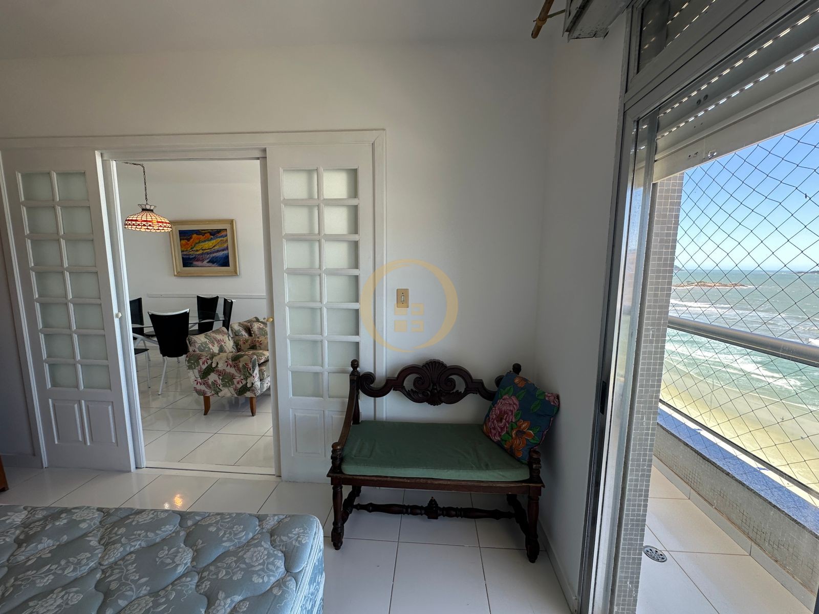 Apartamento Frente ao Mar, Praia Pitangueiras, Guarujá - SP