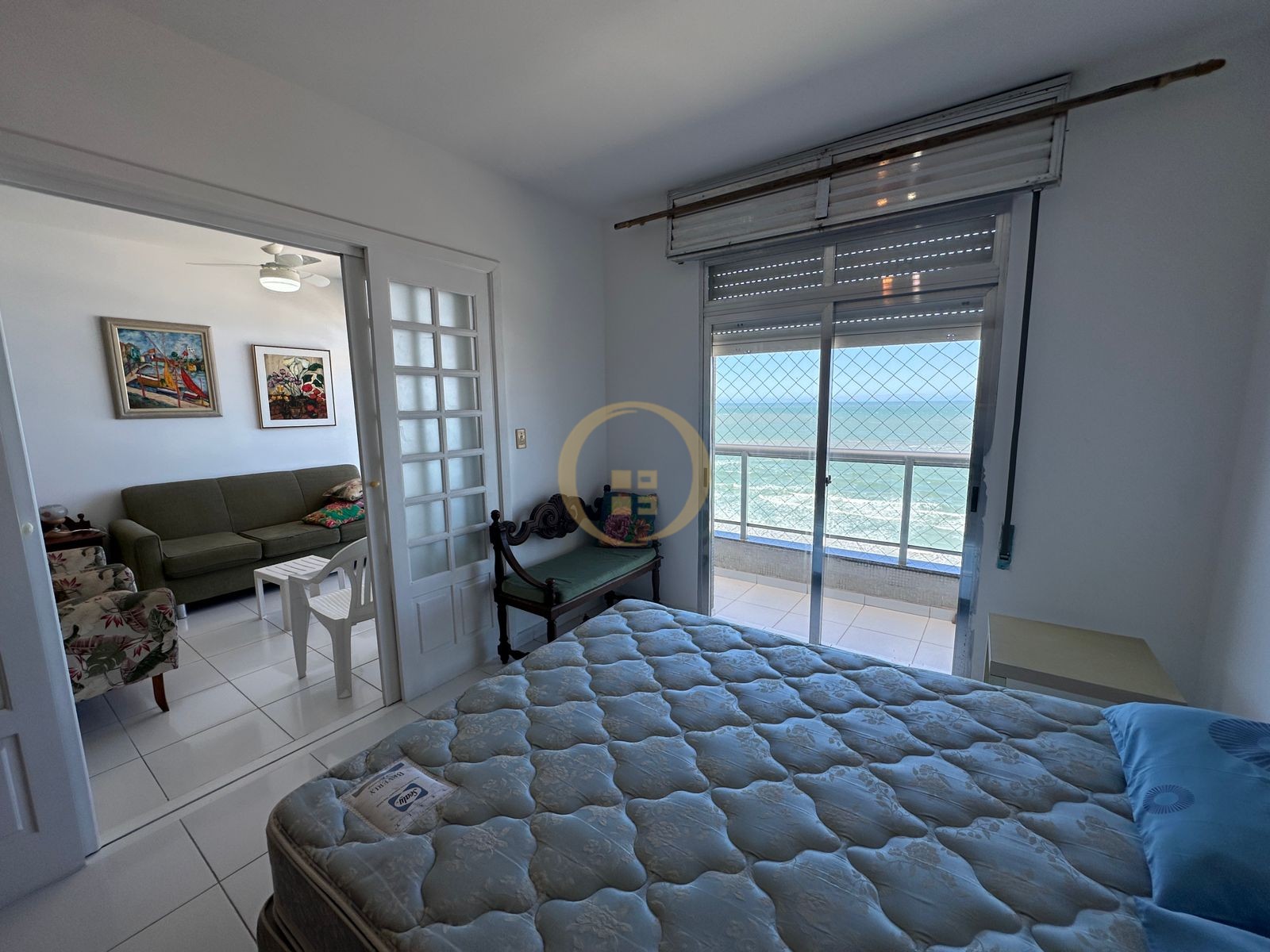 Apartamento Frente ao Mar, Praia Pitangueiras, Guarujá - SP
