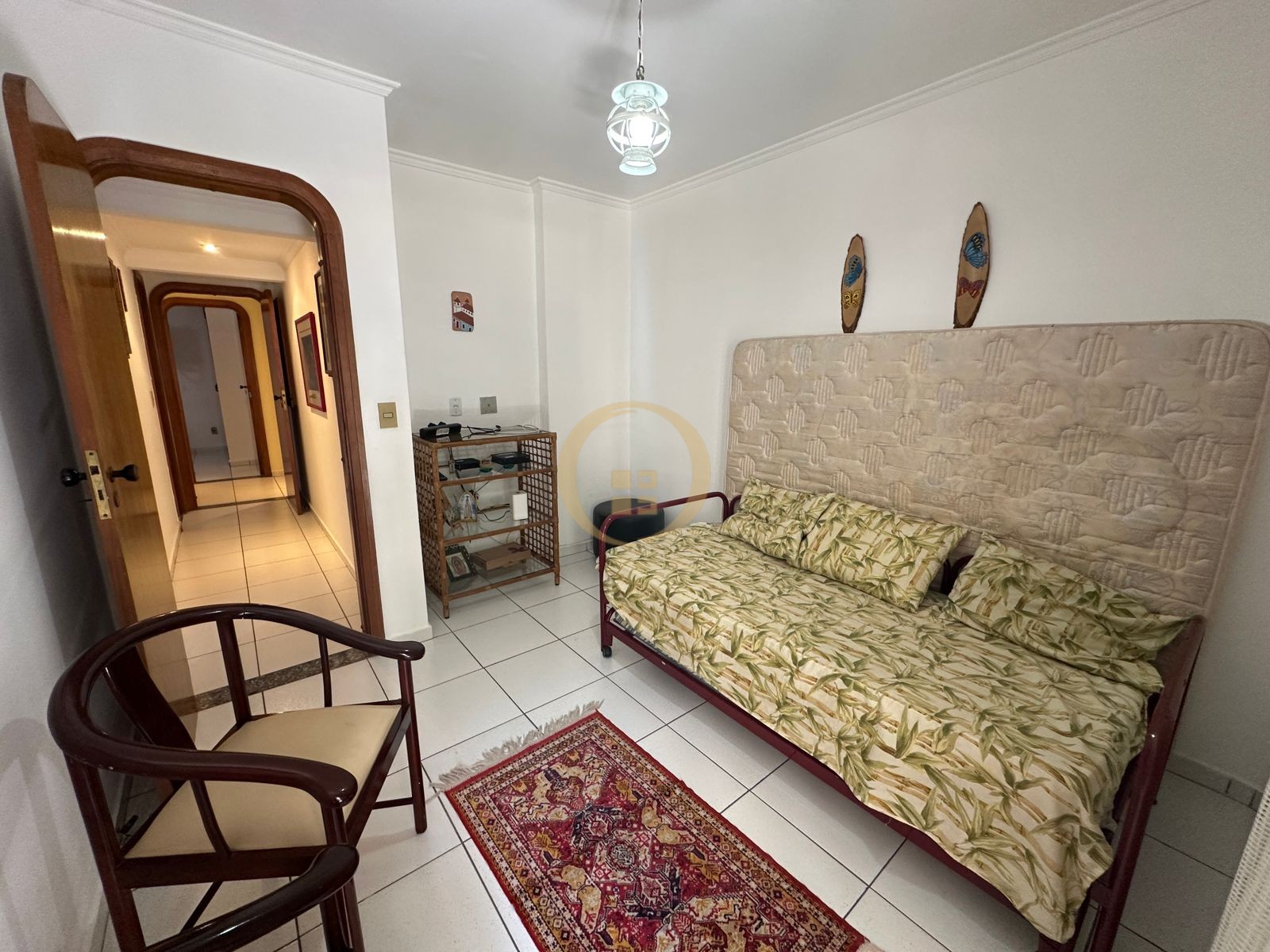 Apartamento na Praia das Pitangueiras, Guarujá - SP