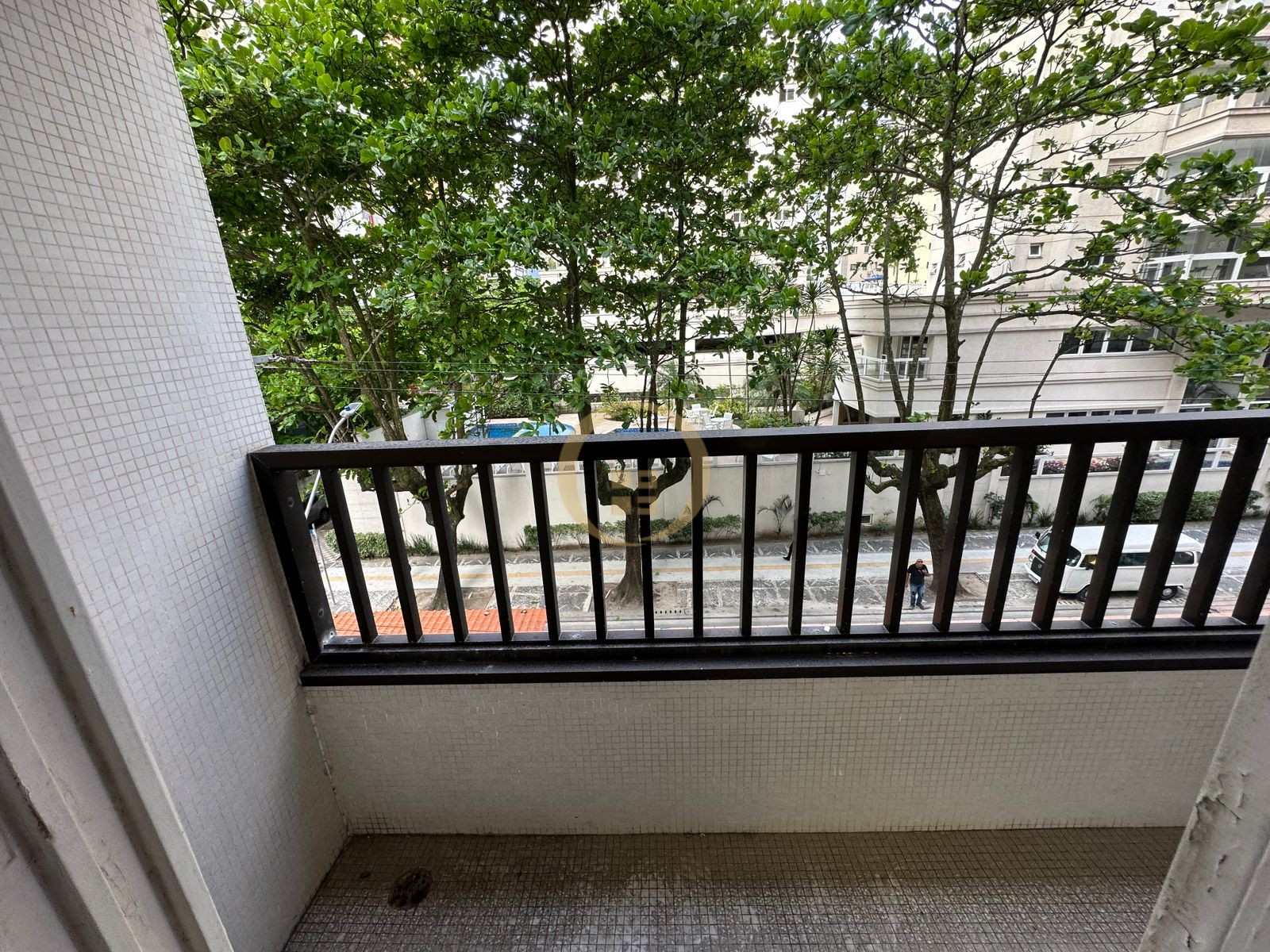 Apartamento na Praia das Pitangueiras, Guarujá - SP