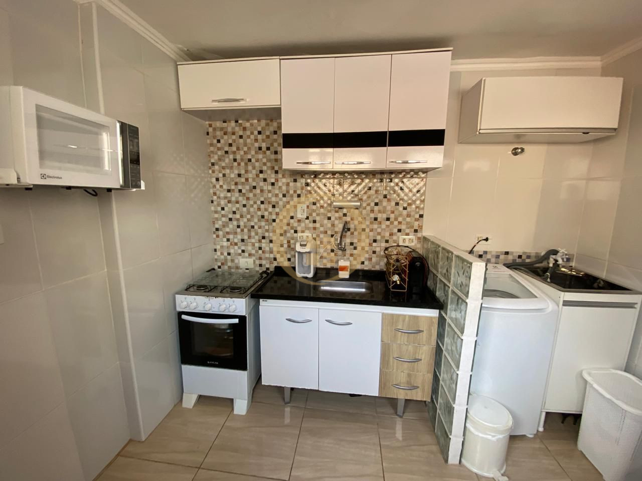 Apartamento na Praia das Astúrias, Guarujá - SP