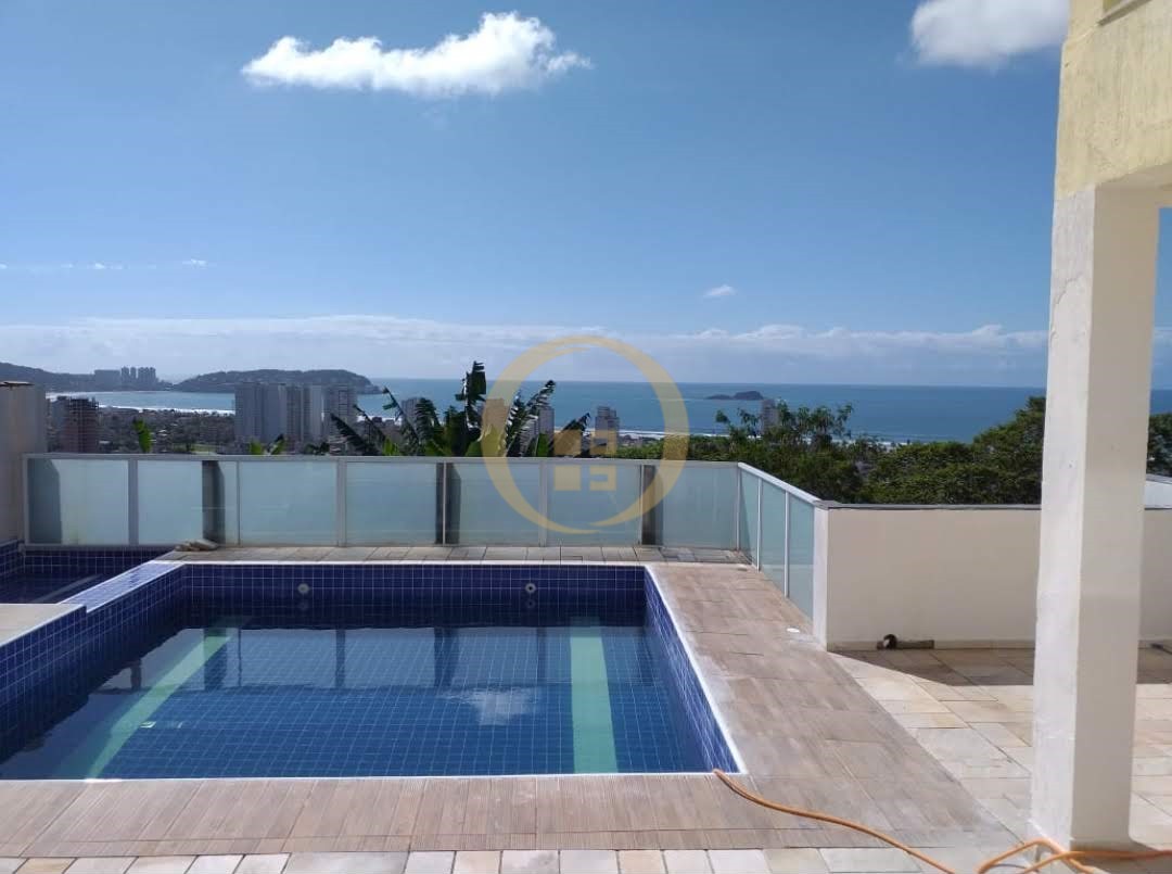 Casa em Condomínio na Praia da Enseada, Guarujá - SP