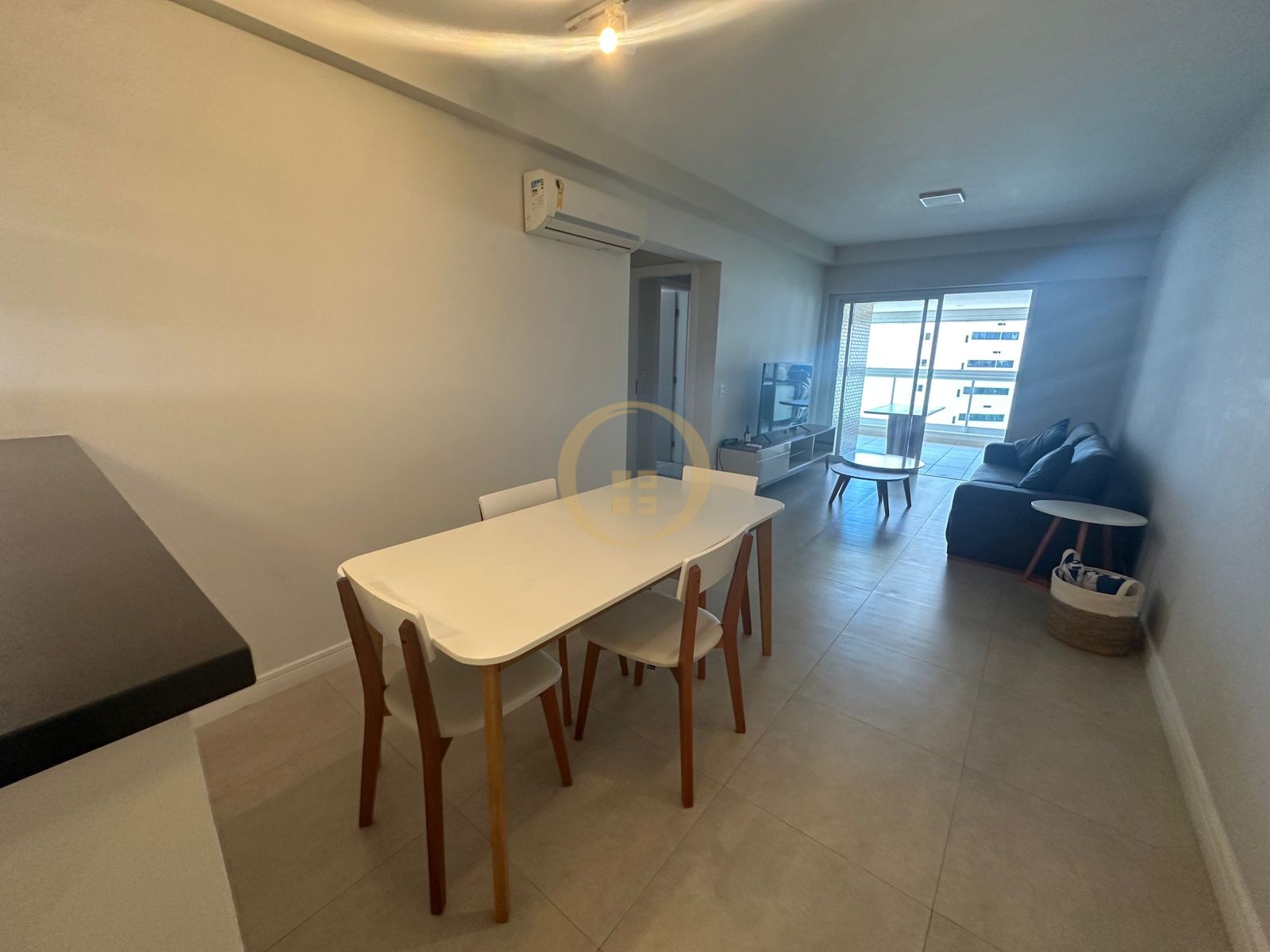 Apartamento na Praia das Astúrias, Guarujá - SP