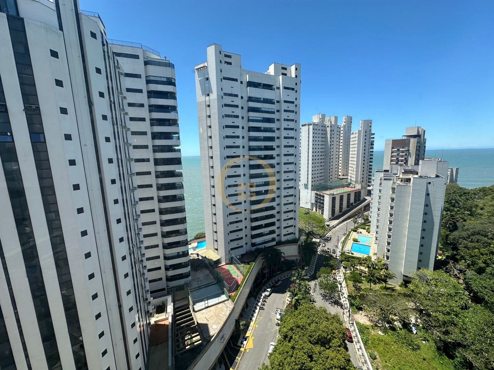 Apartamento na Praia das Astúrias, Guarujá - SP