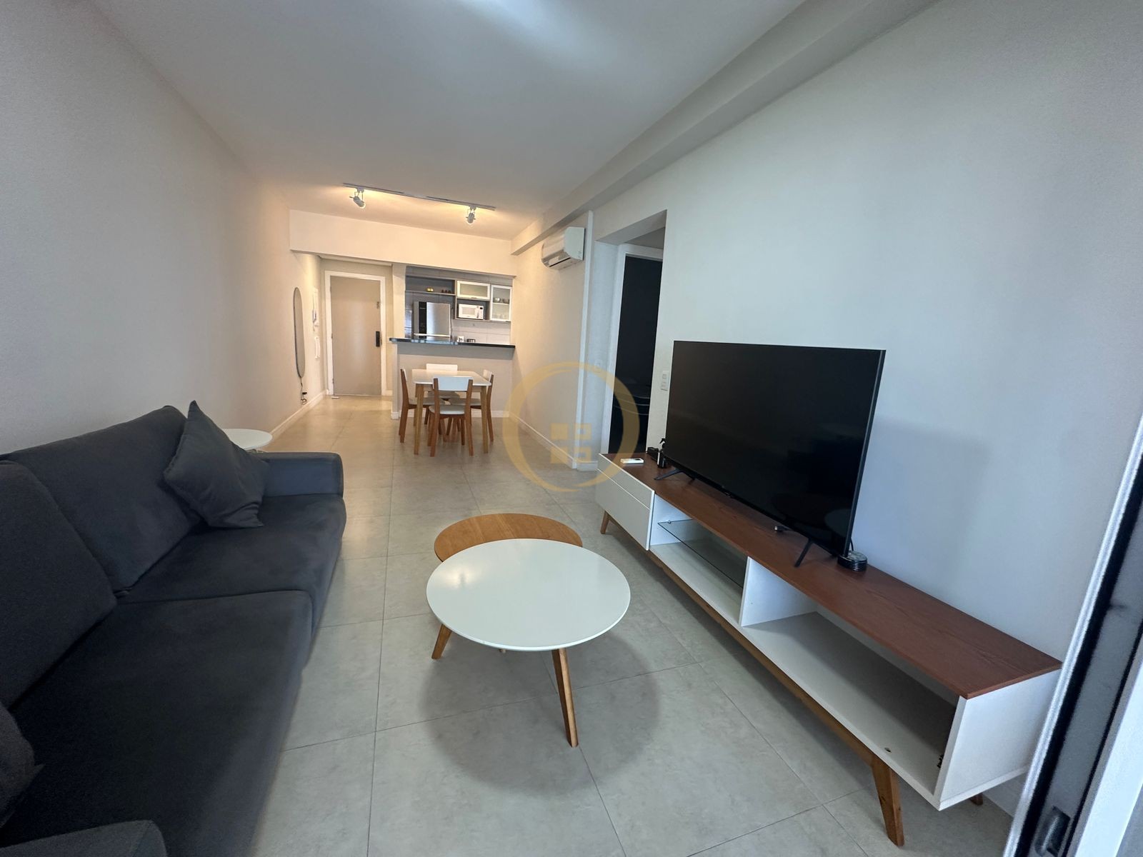 Apartamento na Praia das Astúrias, Guarujá - SP