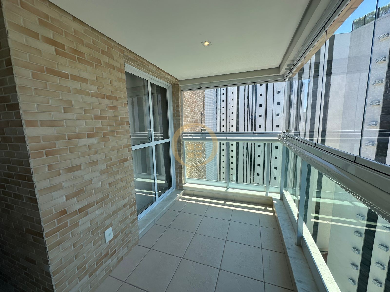Apartamento na Praia das Astúrias, Guarujá - SP