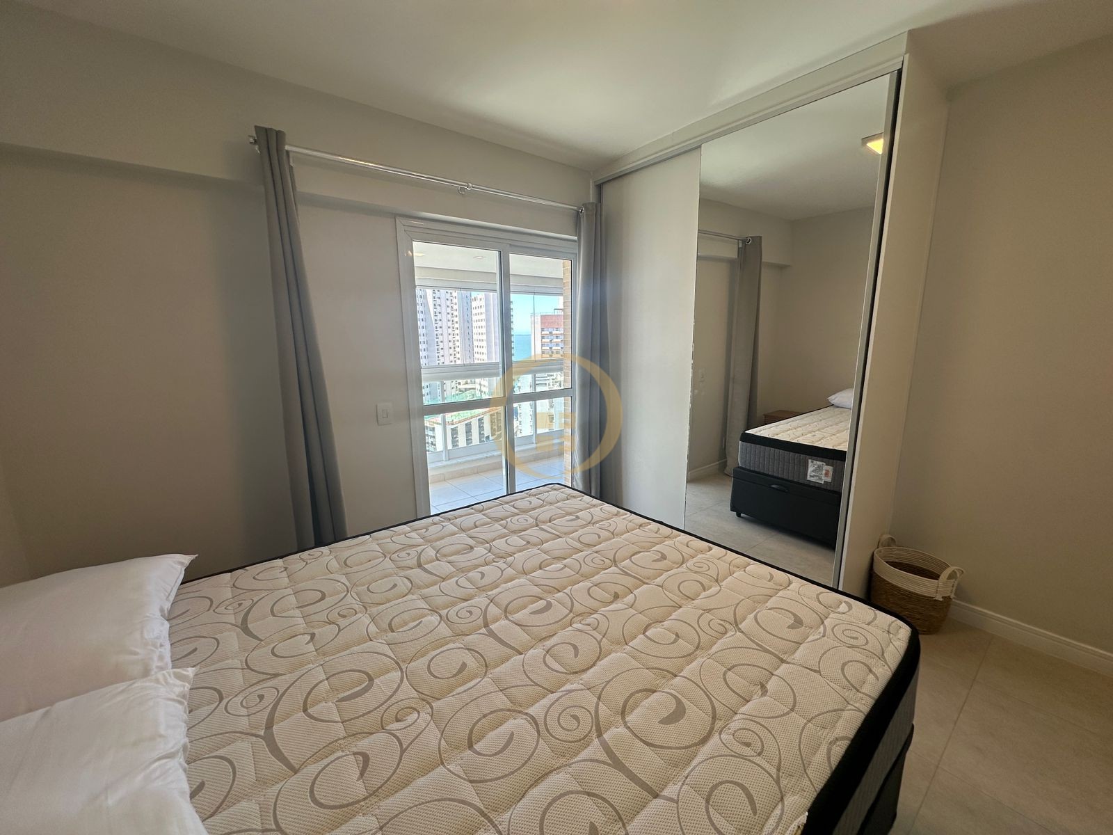 Apartamento na Praia das Astúrias, Guarujá - SP