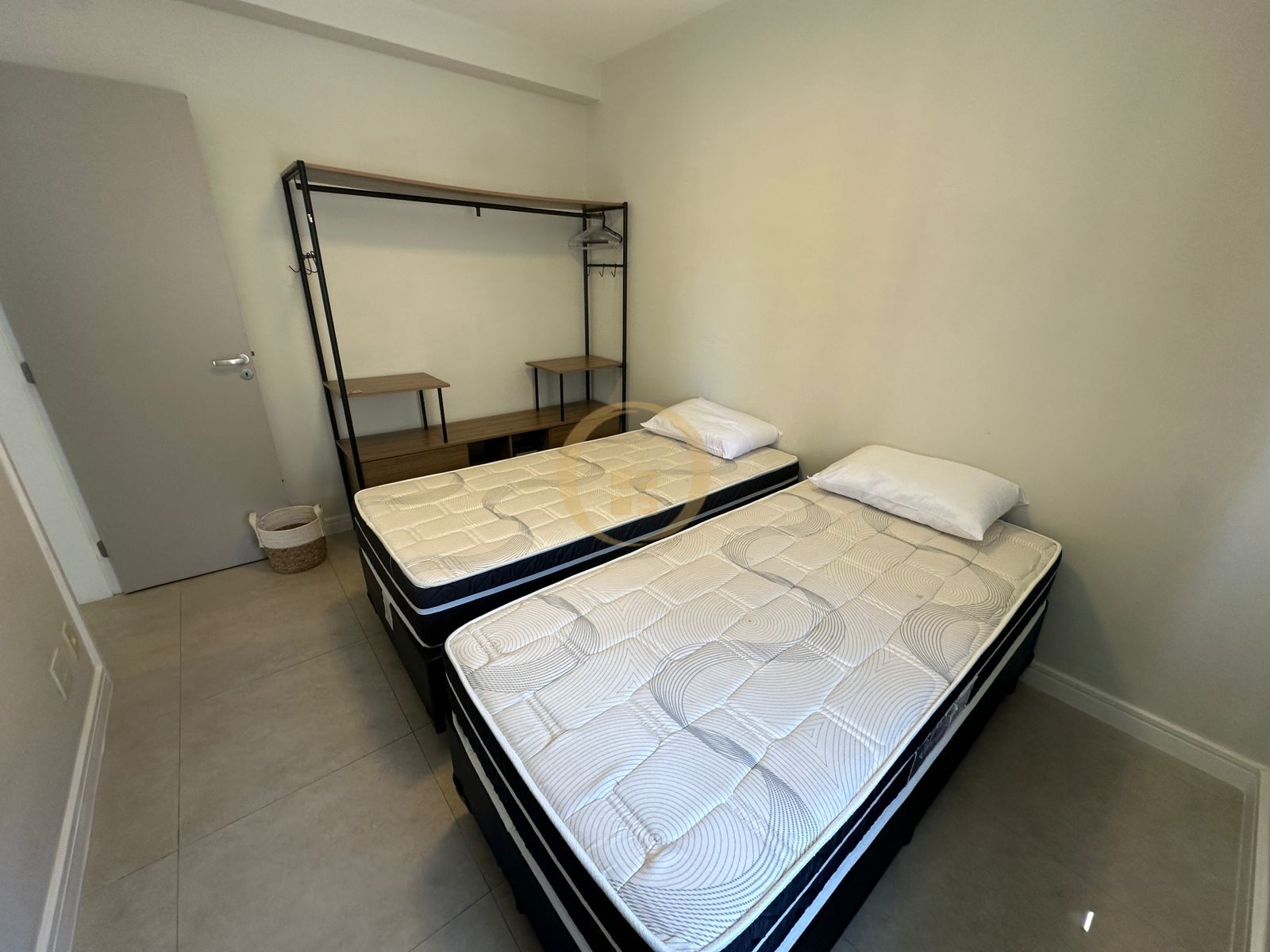 Apartamento na Praia das Astúrias, Guarujá - SP