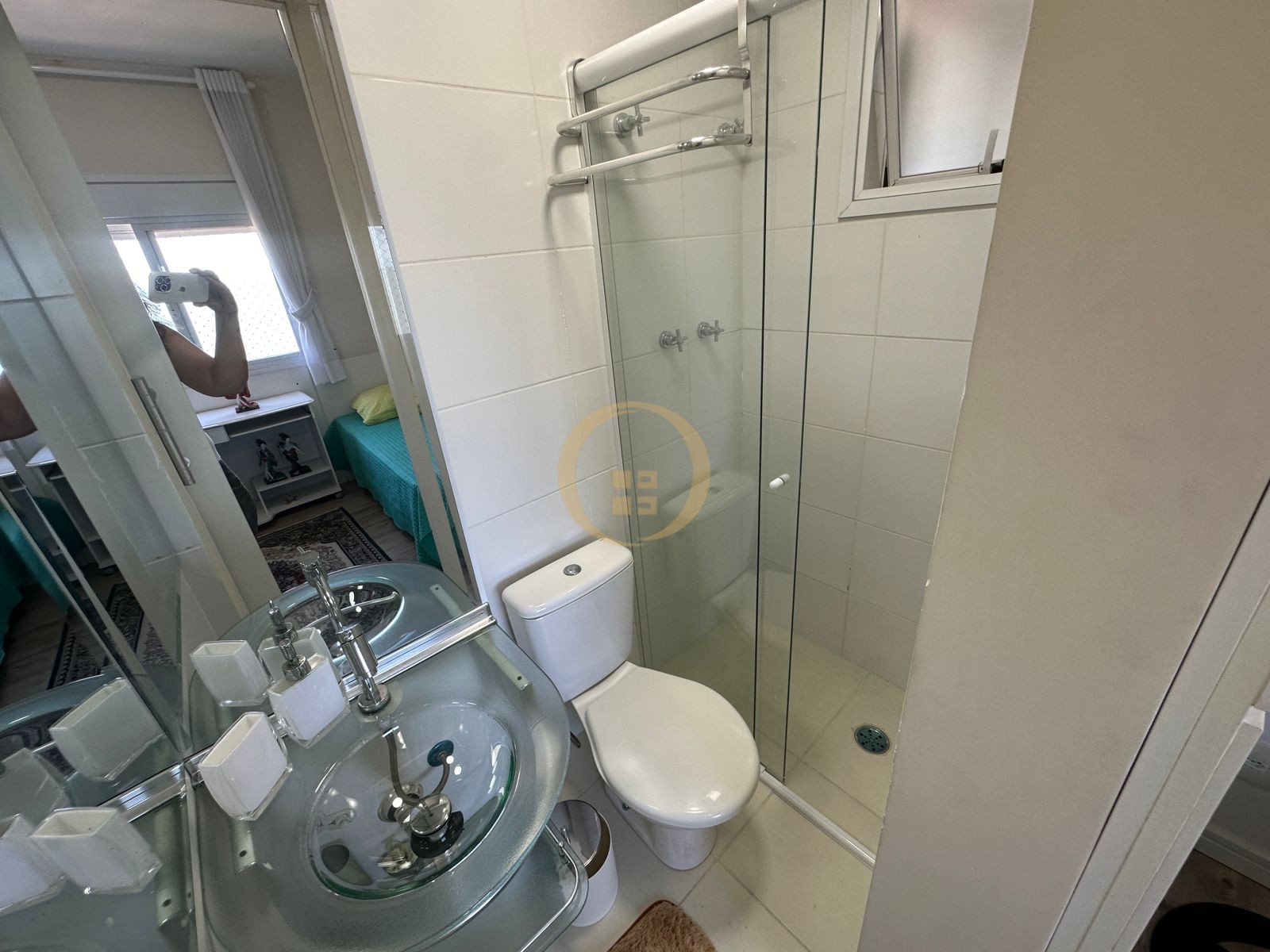Apartamento na Praia das Astúrias, Guarujá - SP