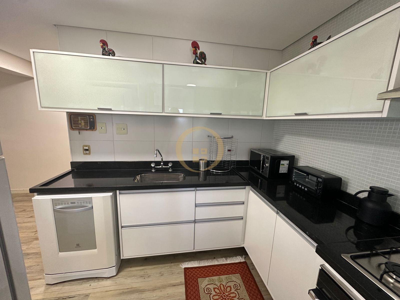 Apartamento na Praia das Astúrias, Guarujá - SP