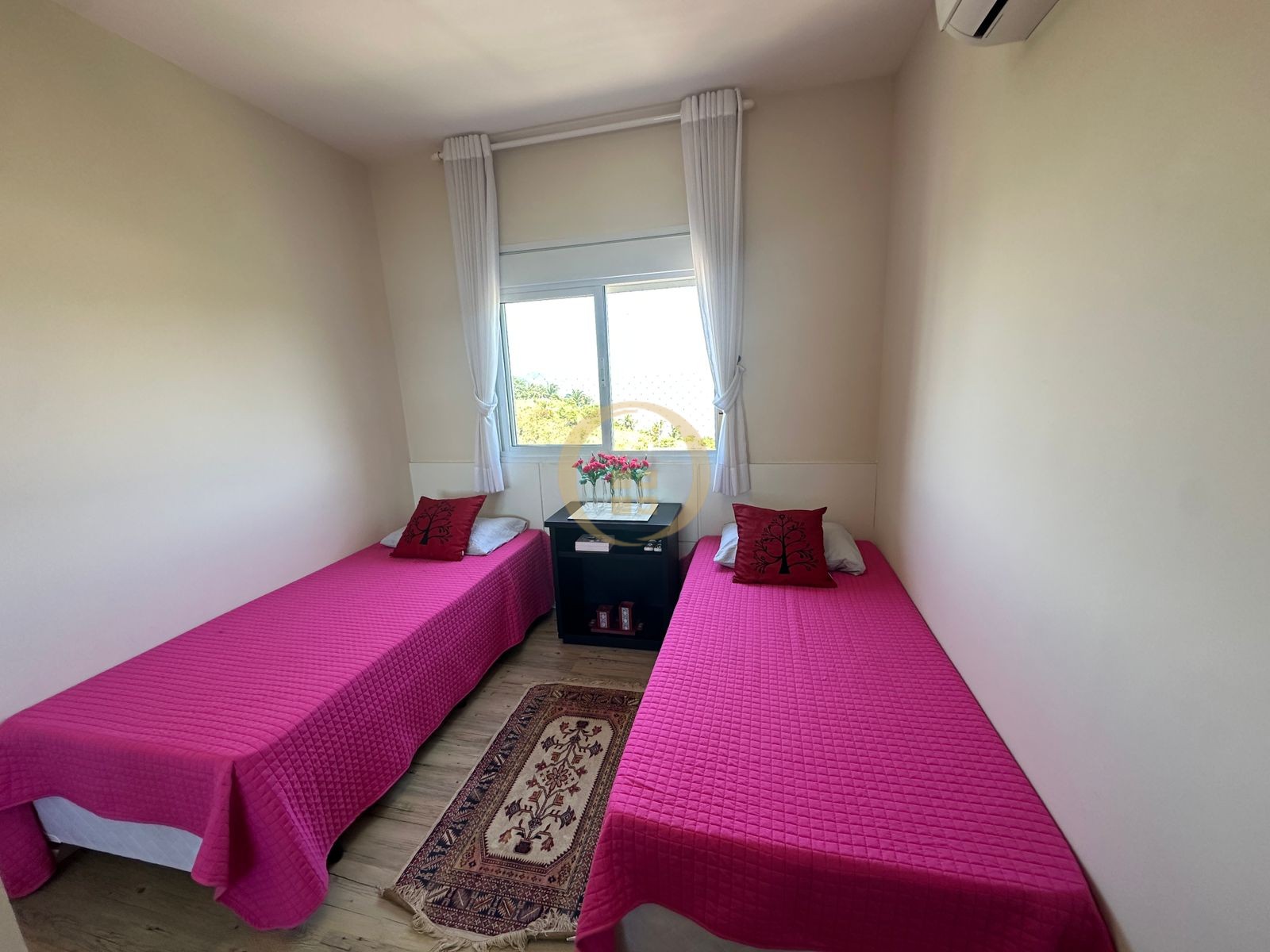 Apartamento na Praia das Astúrias, Guarujá - SP