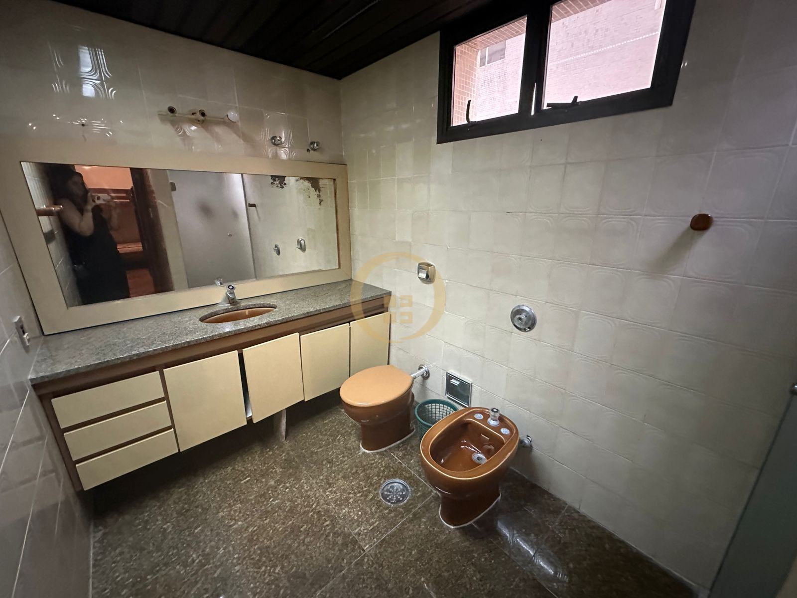 Apartamento Frente ao Mar nas Pitangueiras, Guarujá - SP