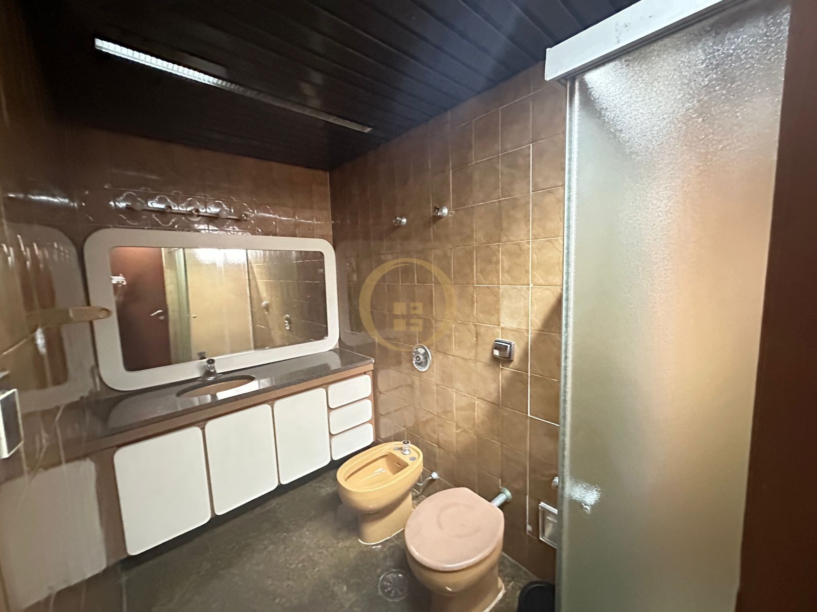 Apartamento Frente ao Mar nas Pitangueiras, Guarujá - SP