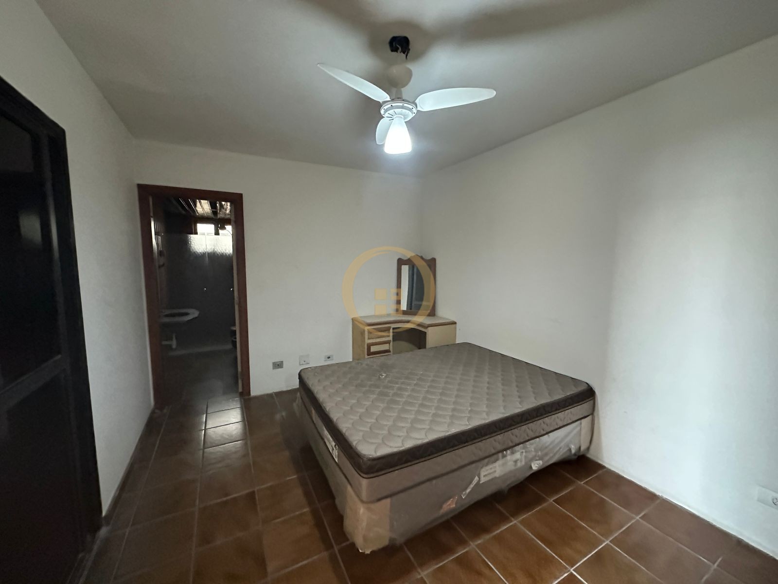 Apartamento Frente ao Mar nas Pitangueiras, Guarujá - SP