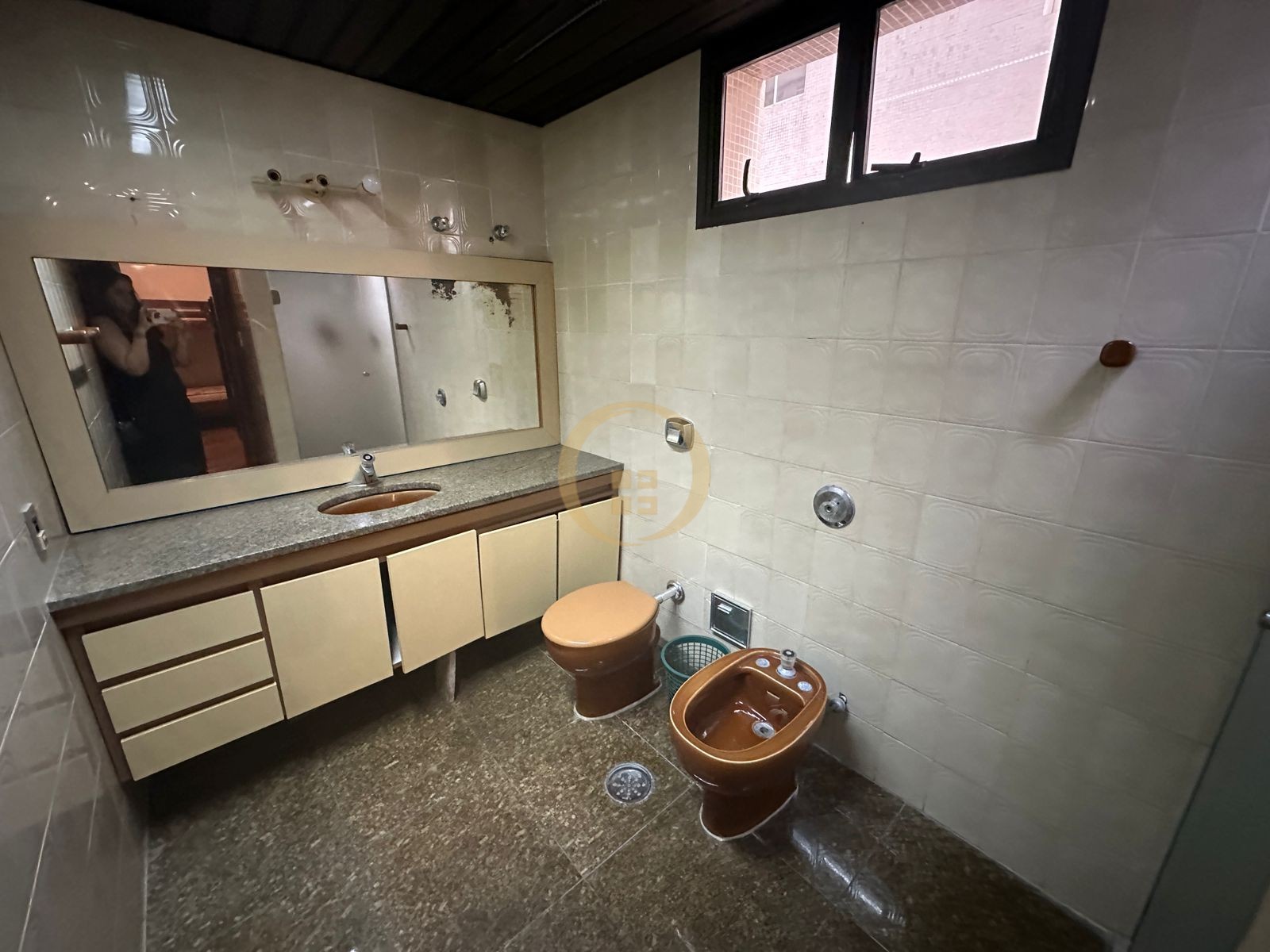 Apartamento Frente ao Mar nas Pitangueiras, Guarujá - SP