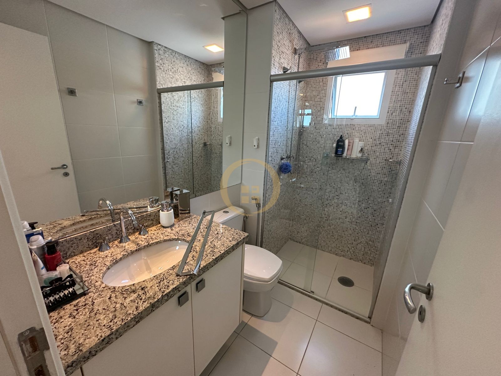 Apartamento Frente ao Mar-3-dormitorios-Enseada
