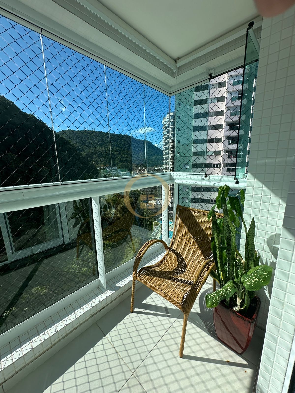 Apartamento Frente ao Mar-3-dormitorios-Enseada