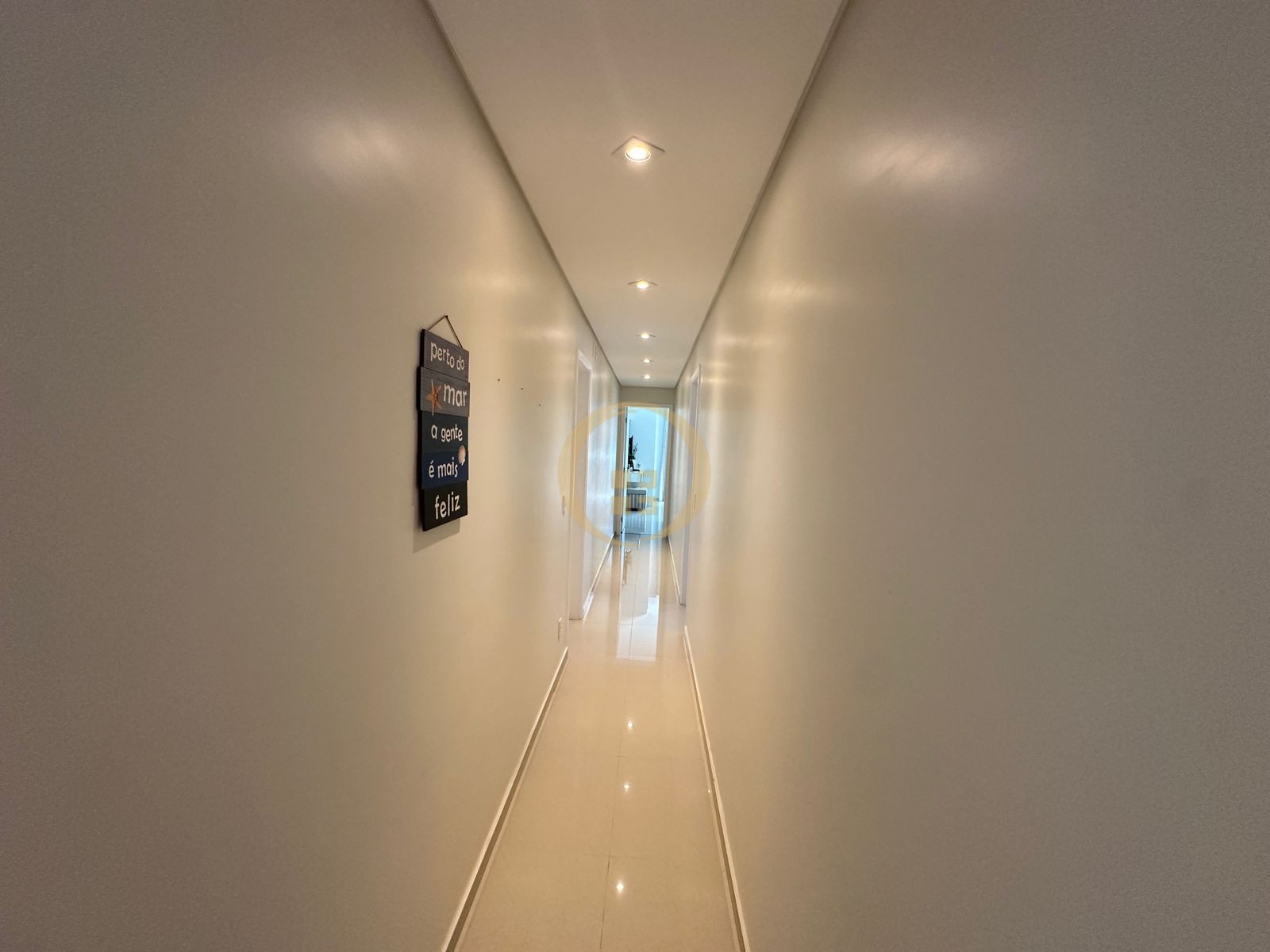 Apartamento Frente ao Mar-3-dormitorios-Enseada