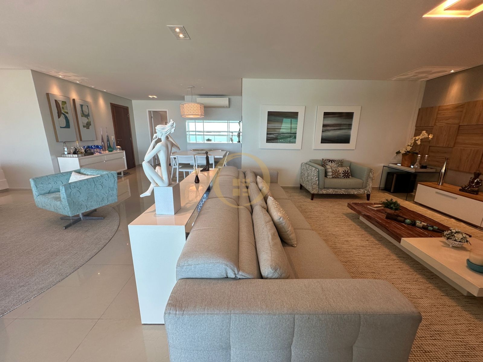 Apartamento Frente ao Mar-3-dormitorios-Enseada
