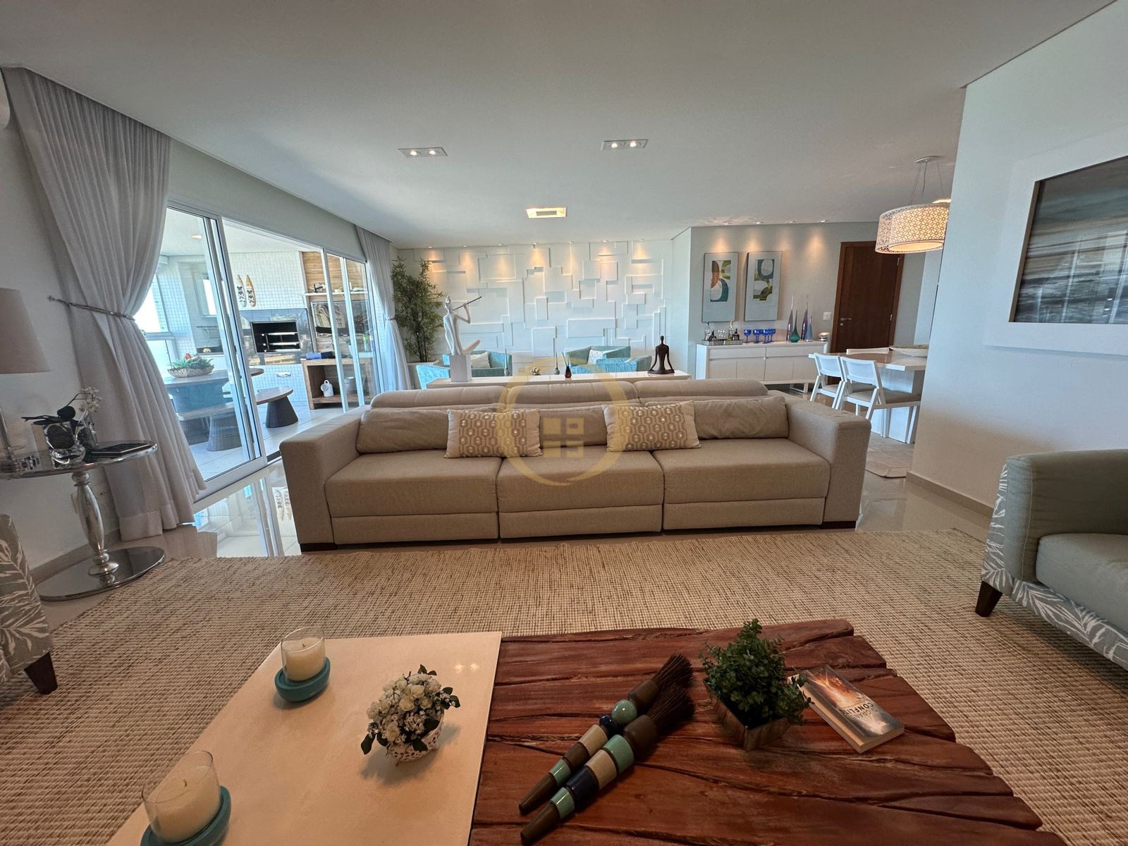 Apartamento Frente ao Mar-3-dormitorios-Enseada
