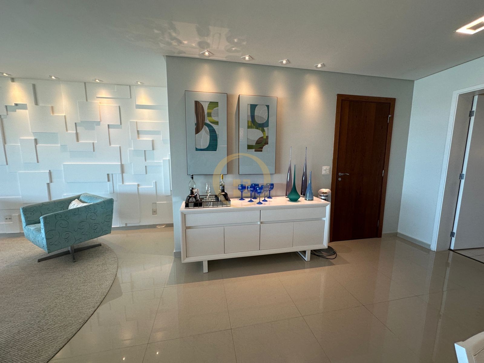 Apartamento Frente ao Mar-3-dormitorios-Enseada
