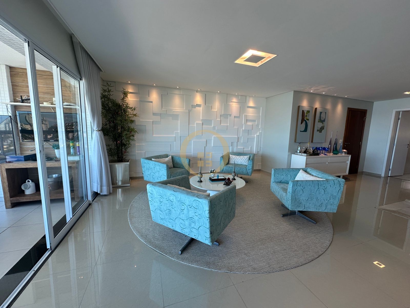 Apartamento Frente ao Mar-3-dormitorios-Enseada