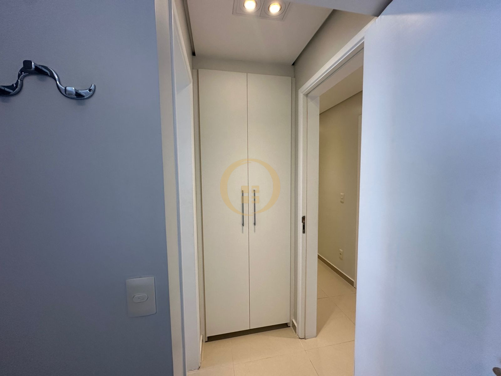 Apartamento Frente ao Mar, Praia da Enseada, Guarujá - SP