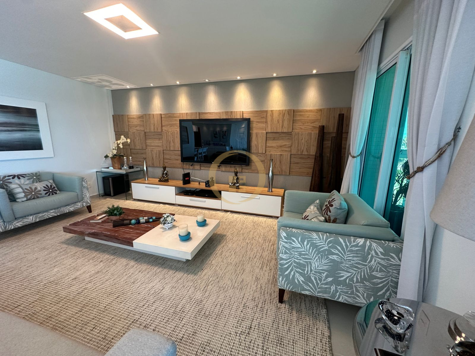Apartamento Frente ao Mar, Praia da Enseada, Guarujá - SP