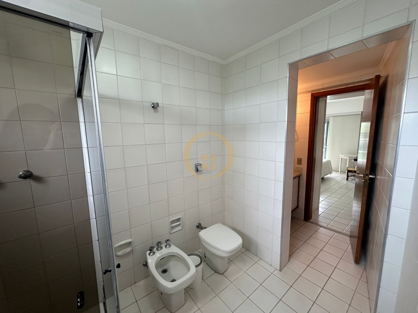 Apartamento Frente ao Mar nas Pitangueiras, Guarujá - SP