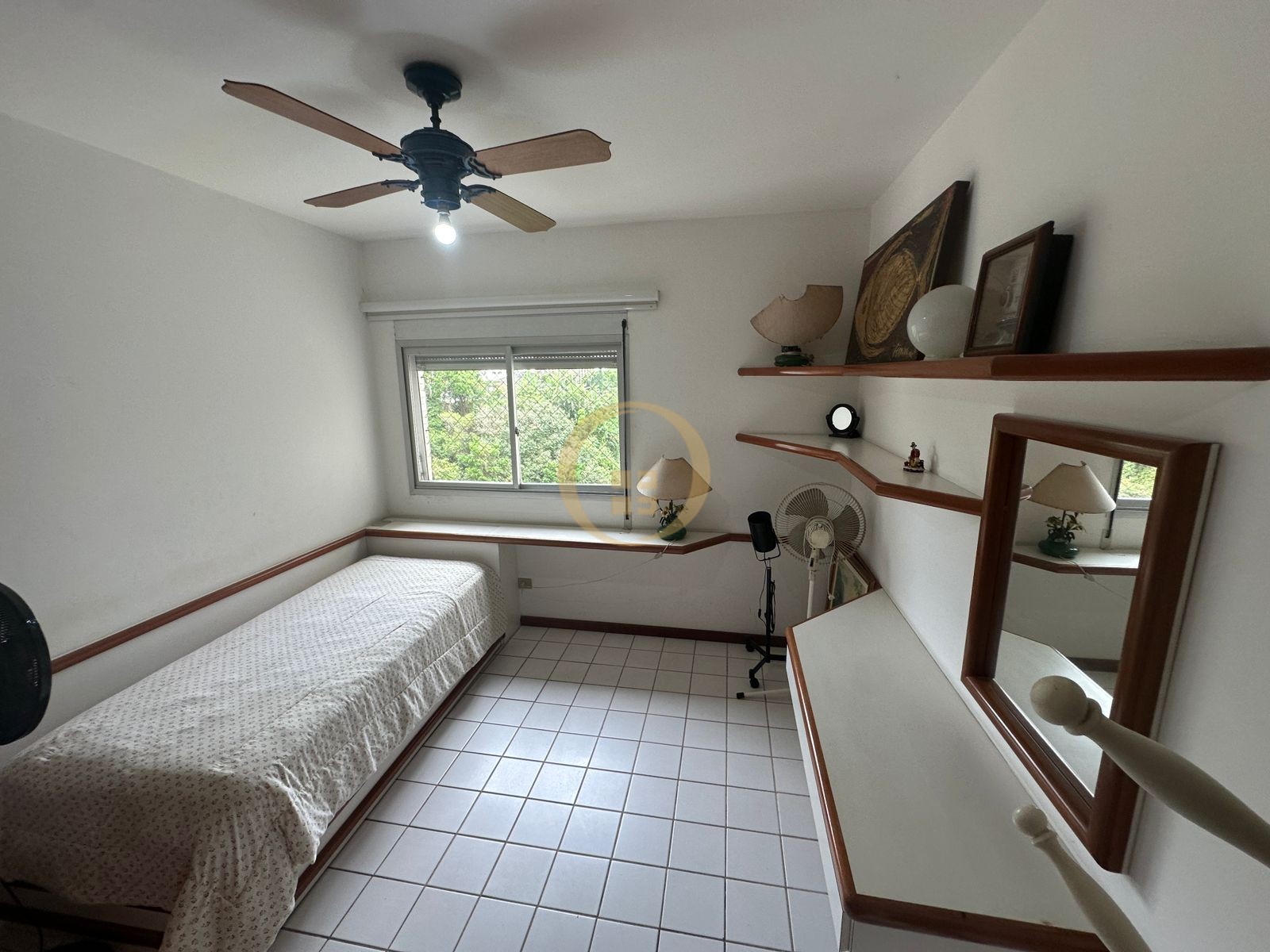 Apartamento Frente ao Mar nas Pitangueiras, Guarujá - SP