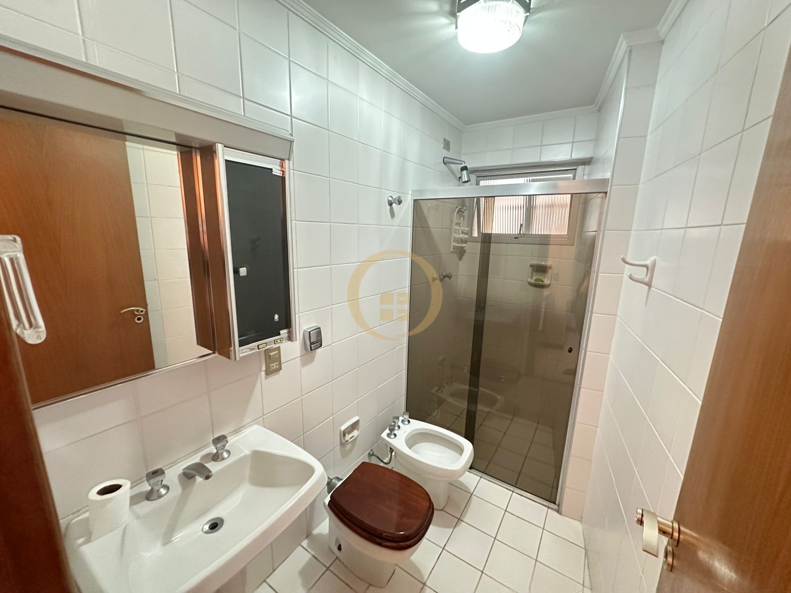 Apartamento Frente ao Mar nas Pitangueiras, Guarujá - SP