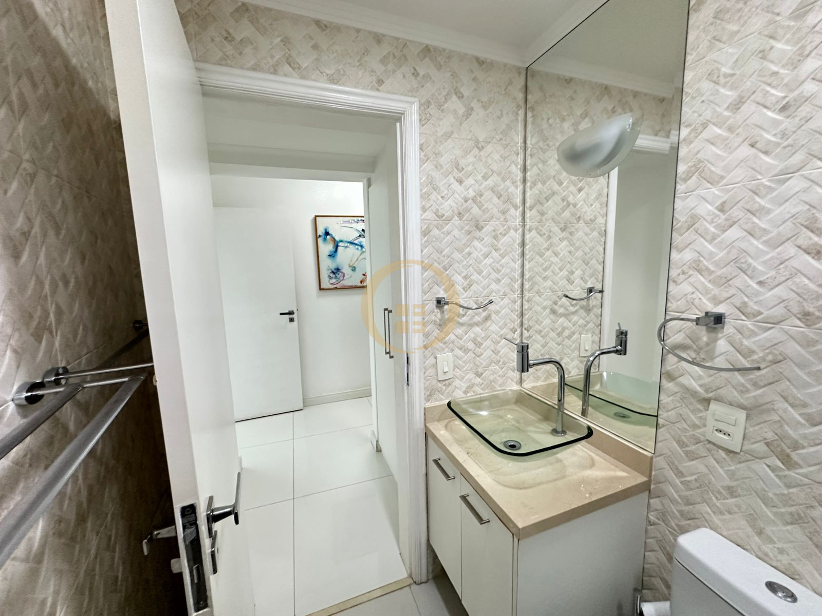 Apartamento Frente ao Mar nas Pitangueiras, Guarujá - SP