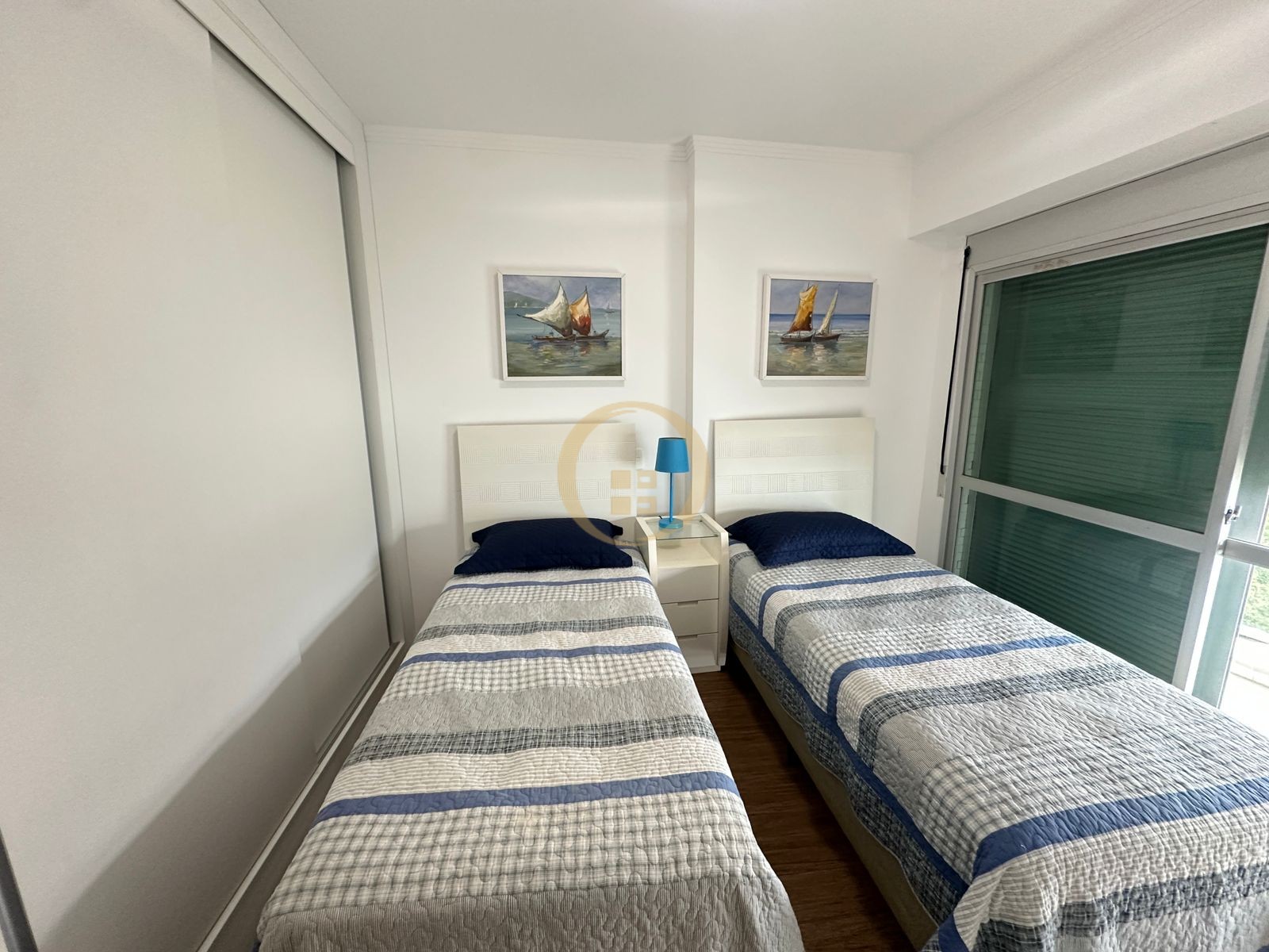 Apartamento Frente ao Mar nas Pitangueiras, Guarujá - SP