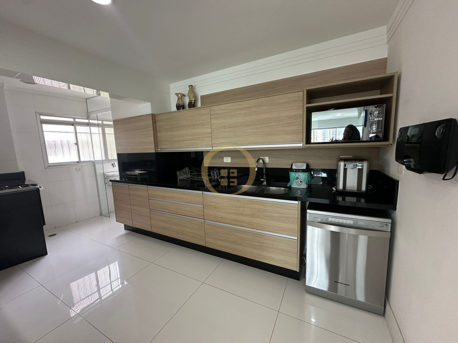 Apartamento Frente ao Mar nas Pitangueiras, Guarujá - SP