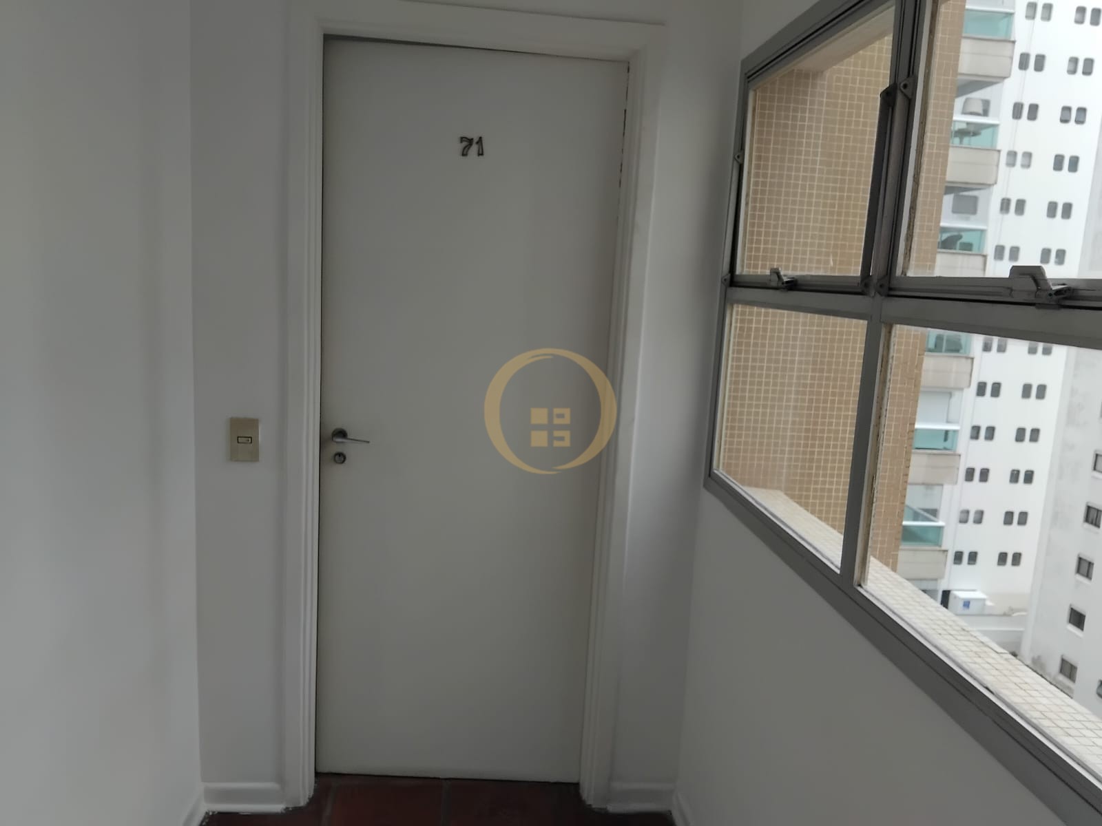 Apartamento na Praia das Astúrias, Guarujá - SP