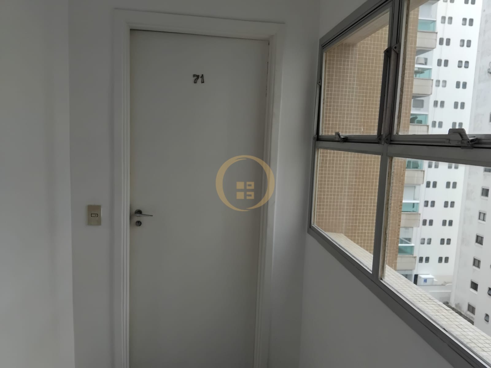 Apartamento na Praia das Astúrias, Guarujá - SP