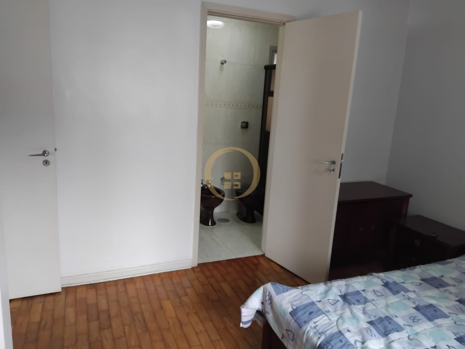 Apartamento na Praia das Astúrias, Guarujá - SP