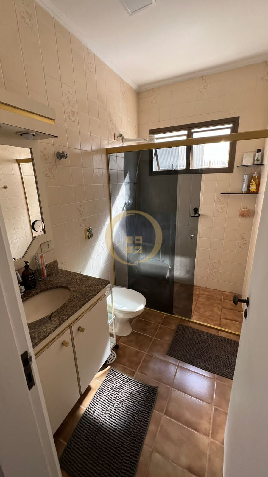 Apartamento na Praia da Enseada, Guarujá - SP