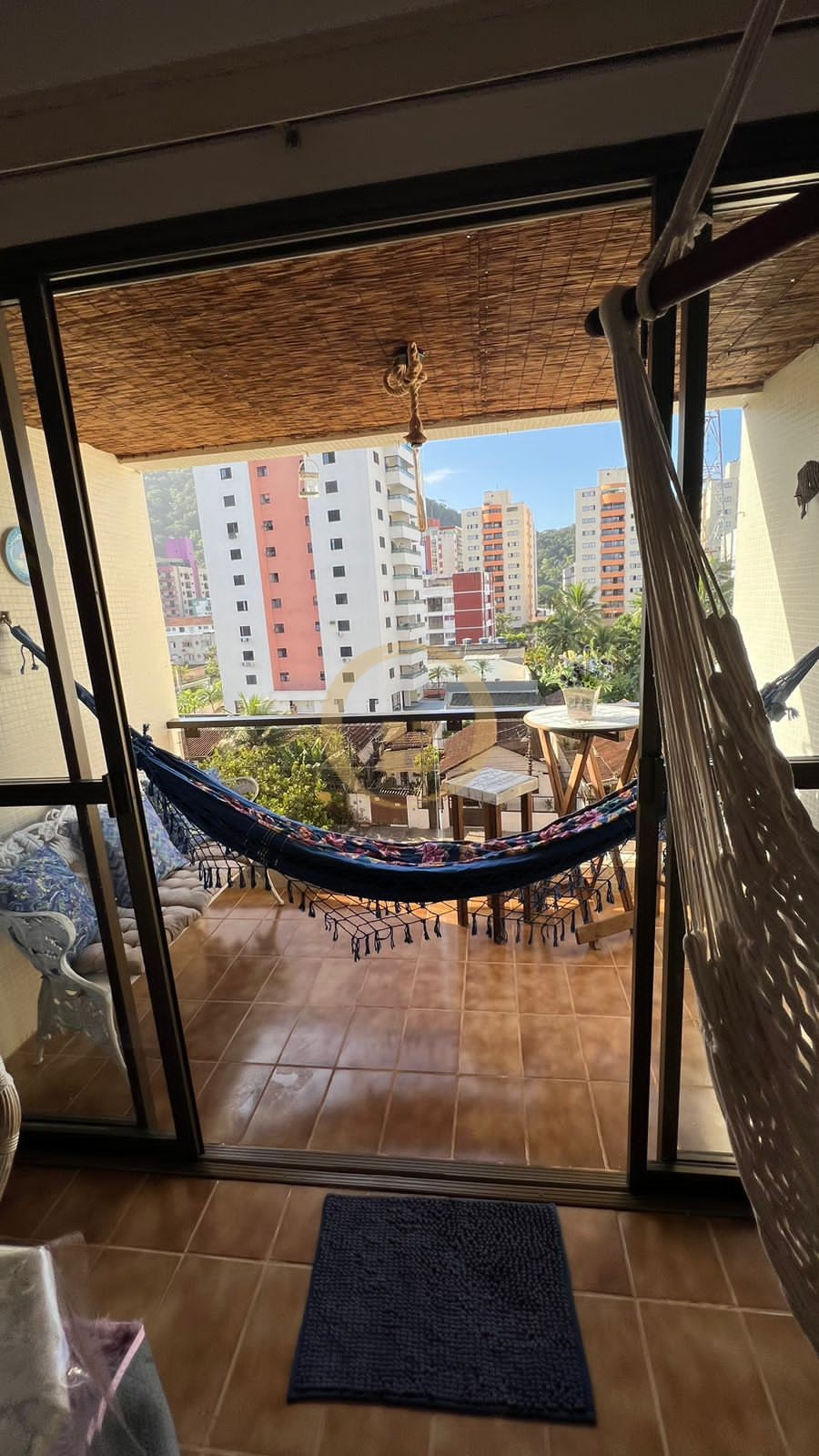 Apartamento na Praia da Enseada, Guarujá - SP