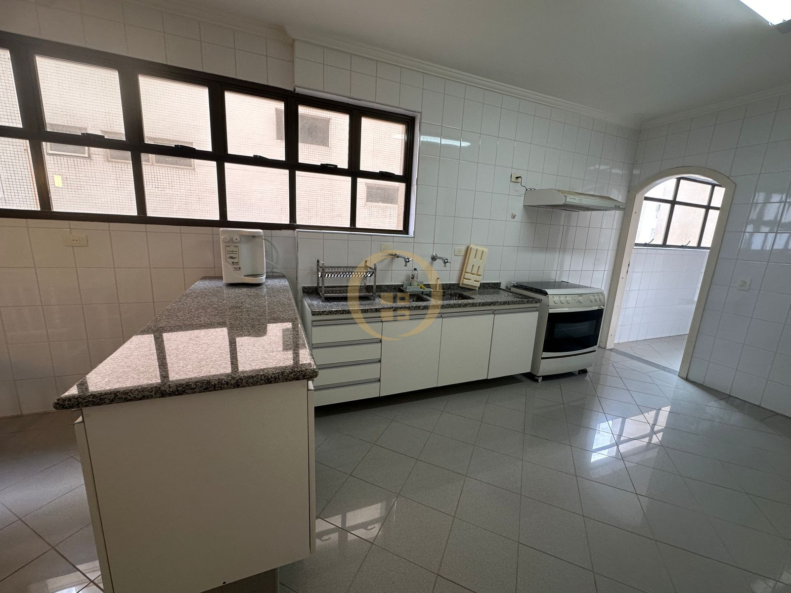 Apartamento Frente ao Mar-3-dormitorios-Pitangueiras