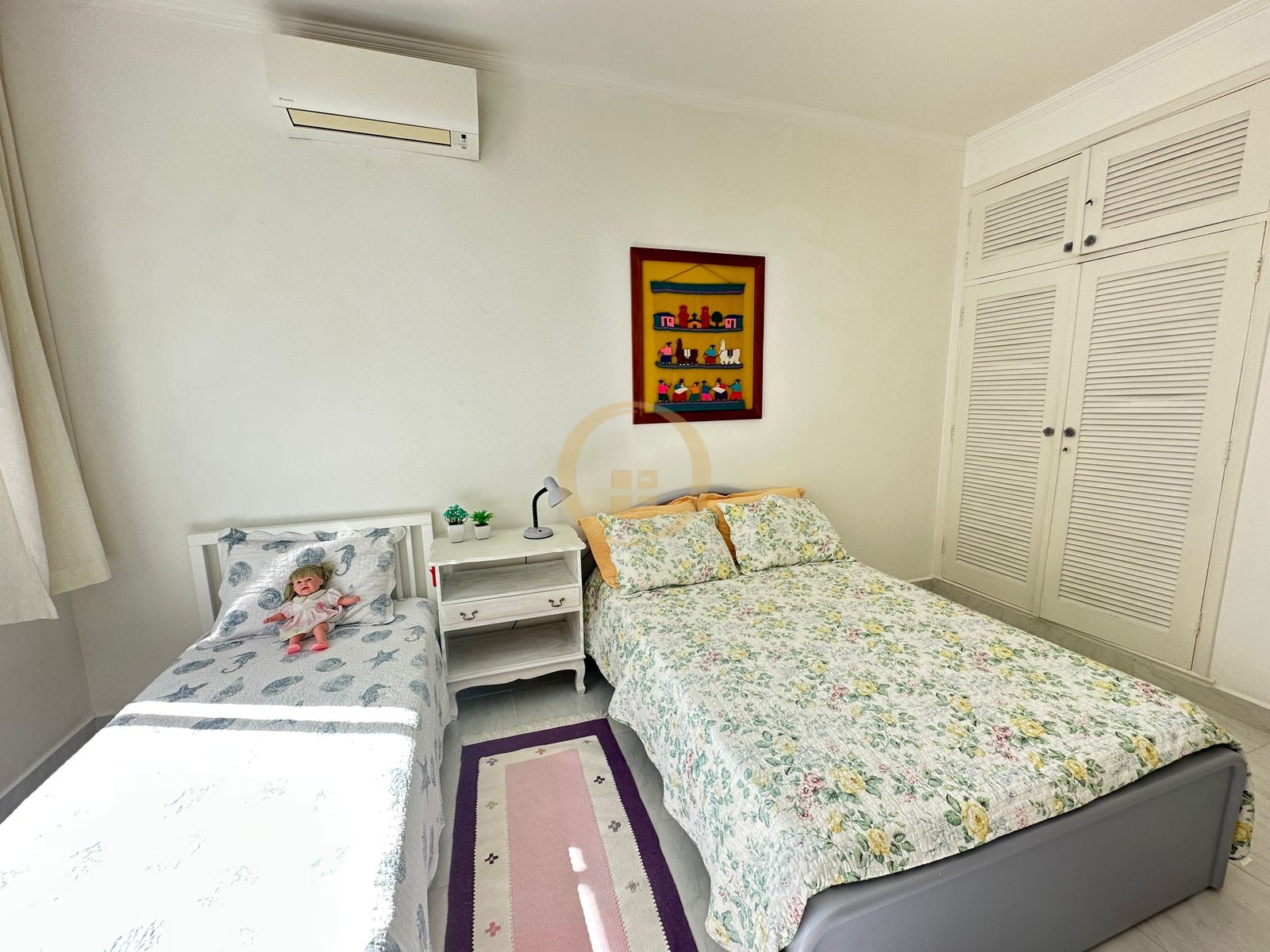 Apartamento na Praia das Pitangueiras, Guarujá - SP