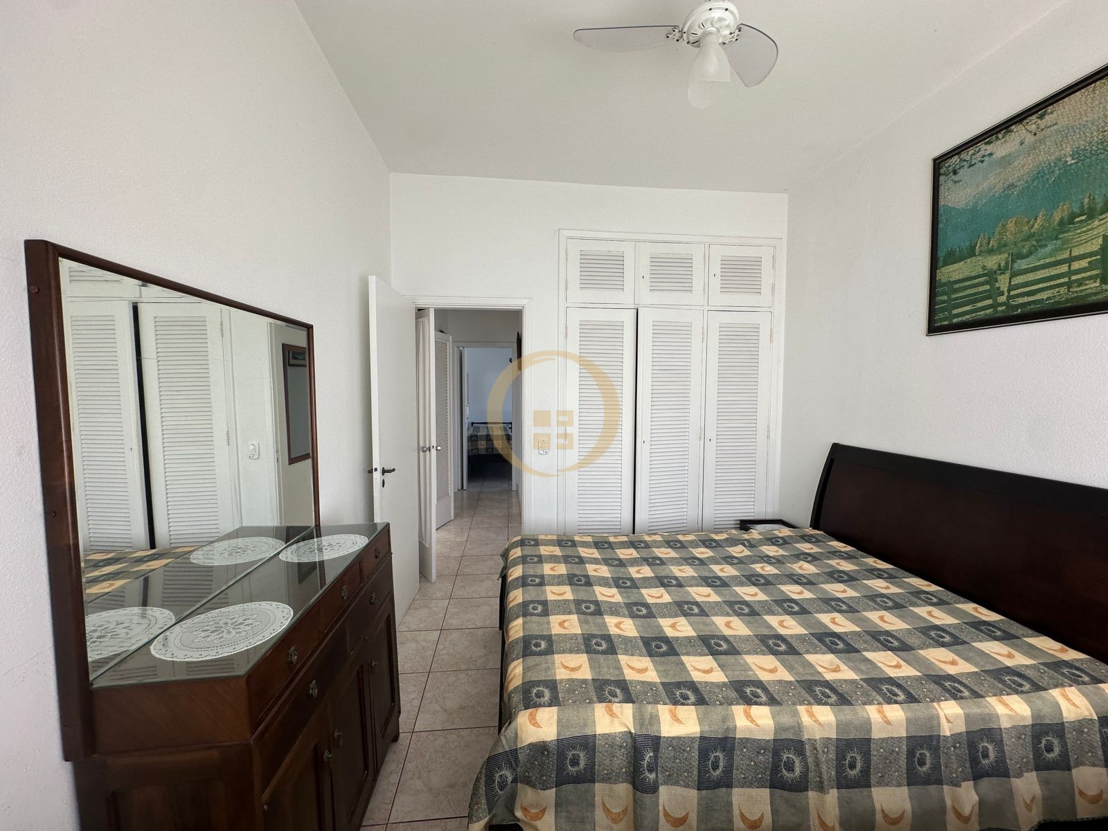 Apartamento na Praia das Pitangueiras, Guarujá - SP