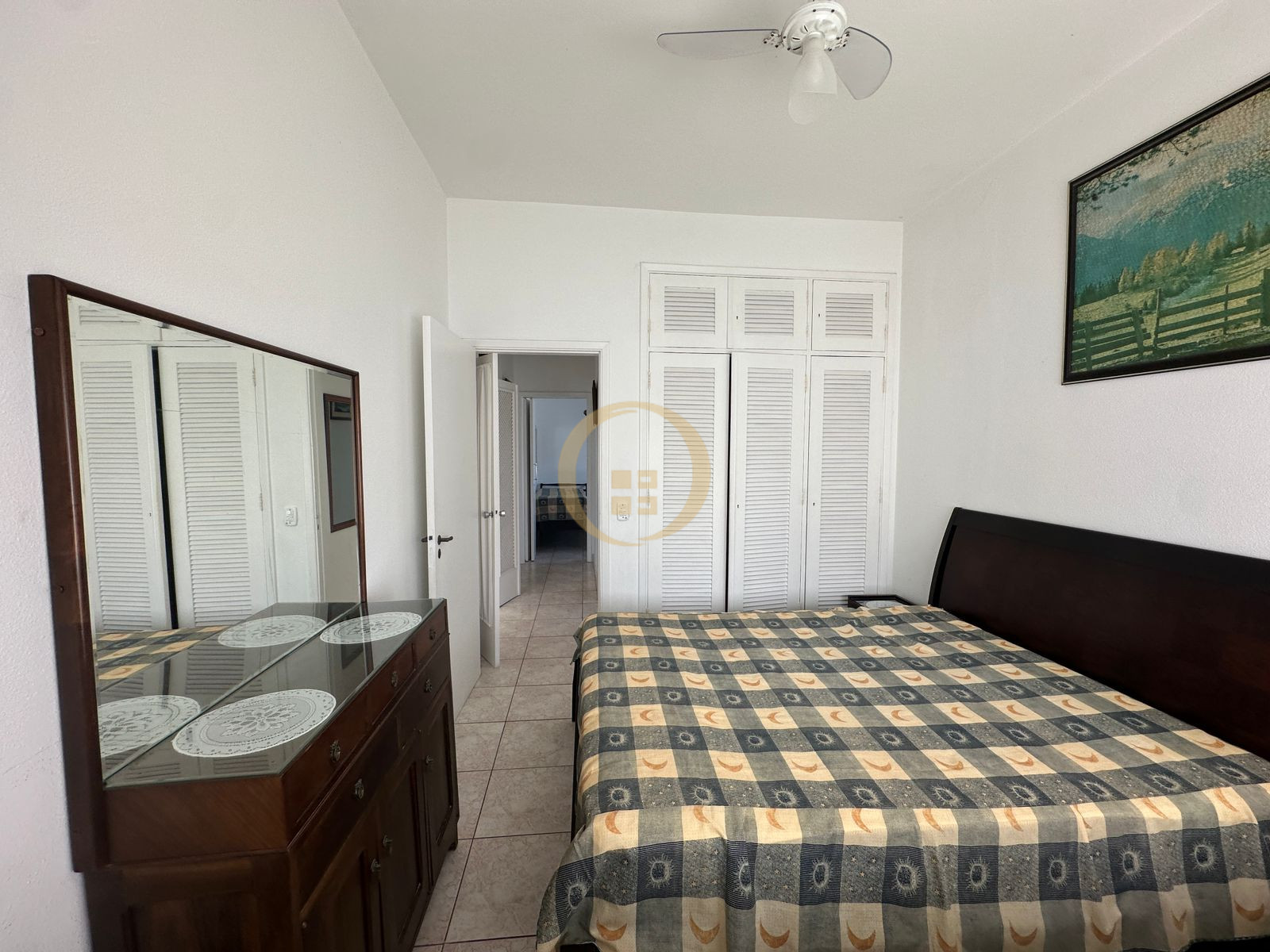 Apartamento na Praia das Pitangueiras, Guarujá - SP