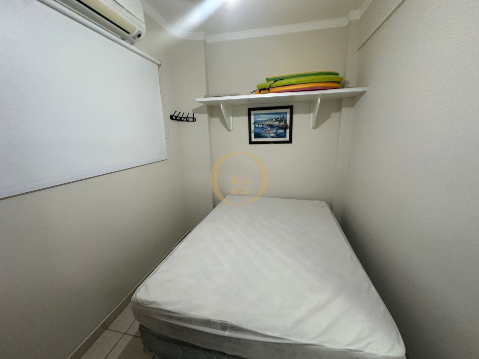 Apartamento na Praia das Pitangueiras, Guarujá - SP