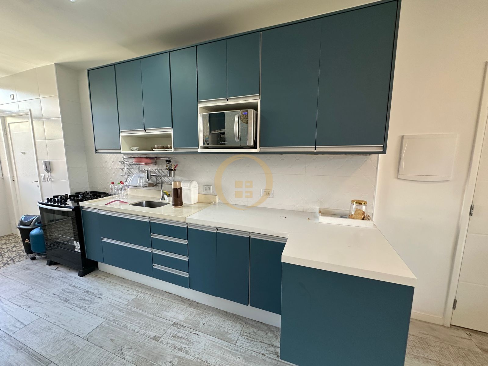 Apartamento na Praia das Pitangueiras, Guarujá - SP