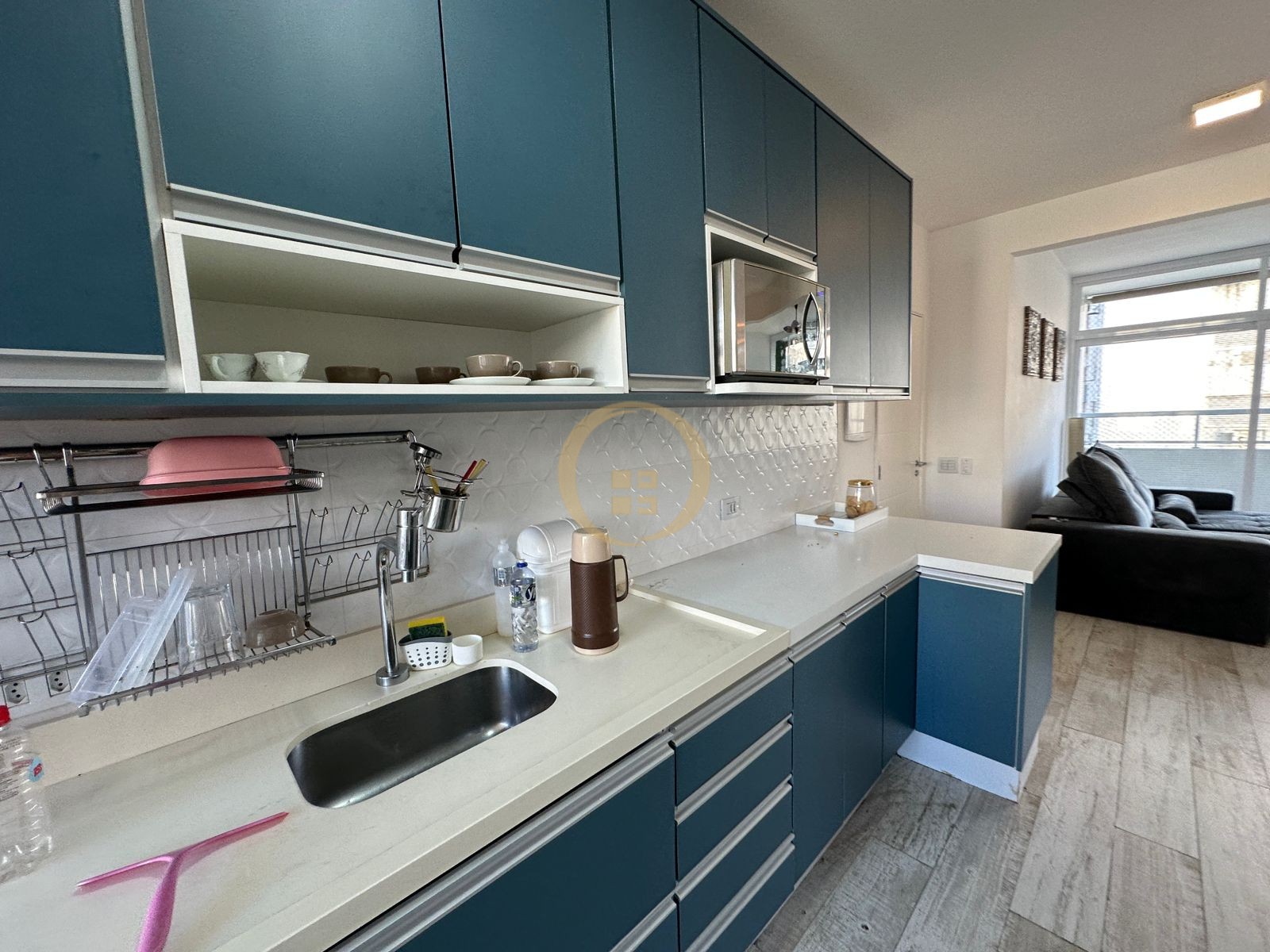 Apartamento na Praia das Pitangueiras, Guarujá - SP