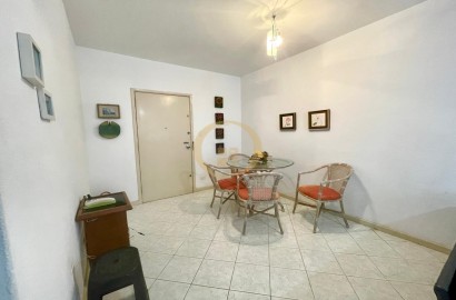 Apartamento na Praia das Pitangueiras, Guarujá - SP