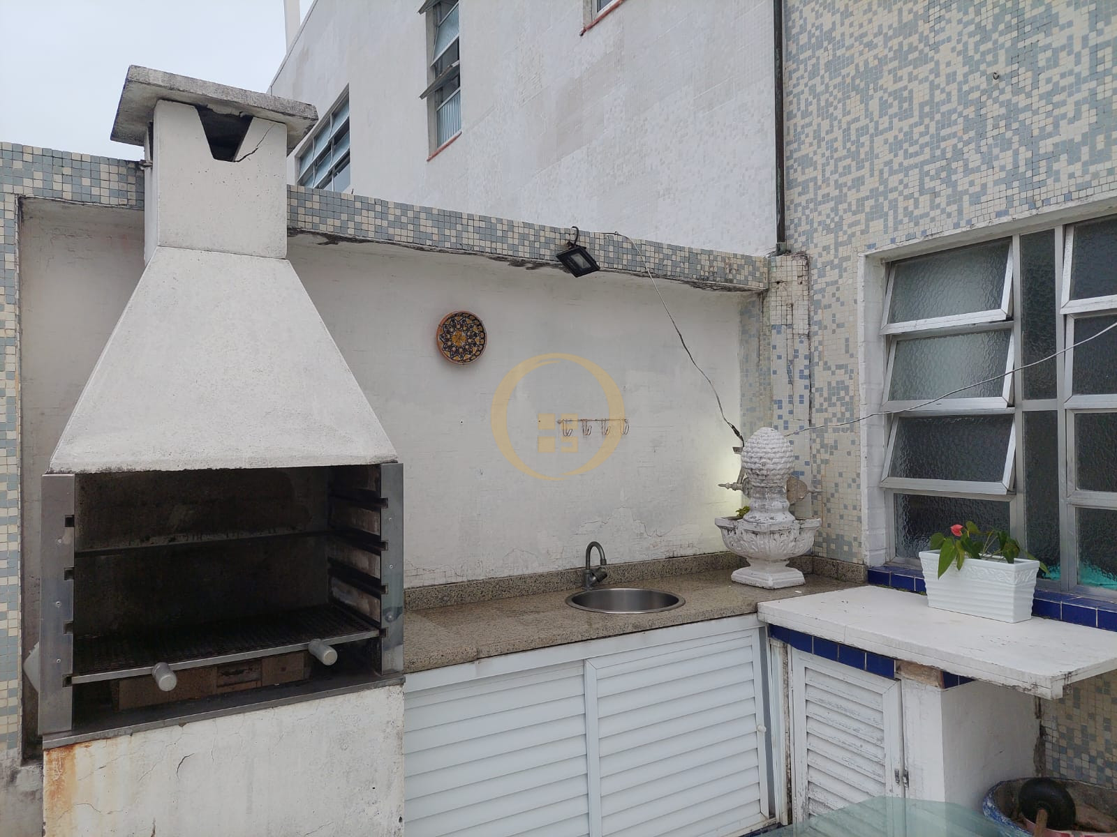 Cobertura Duplex localizada na praia da Pitangueiras!
