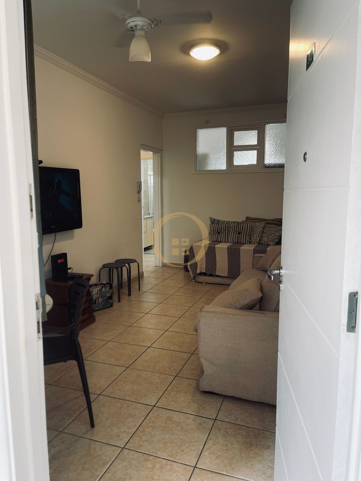 Apartamento na Praia das Pitangueiras, Guarujá - SP